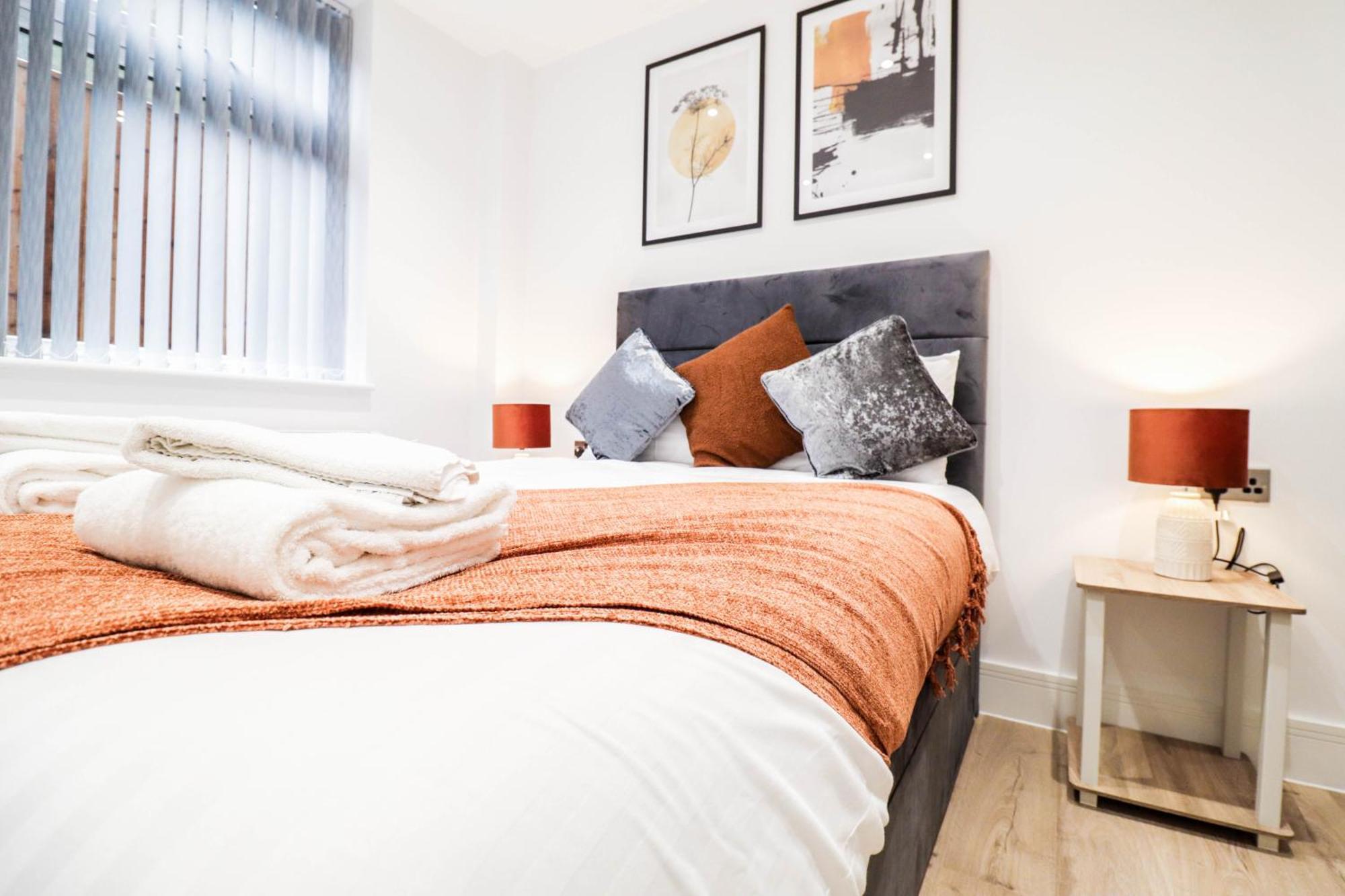 Modern 1-Bed Apartment In Buckinghamshire With Free Wifi, Parking & Garden High Wycombe Exterior photo