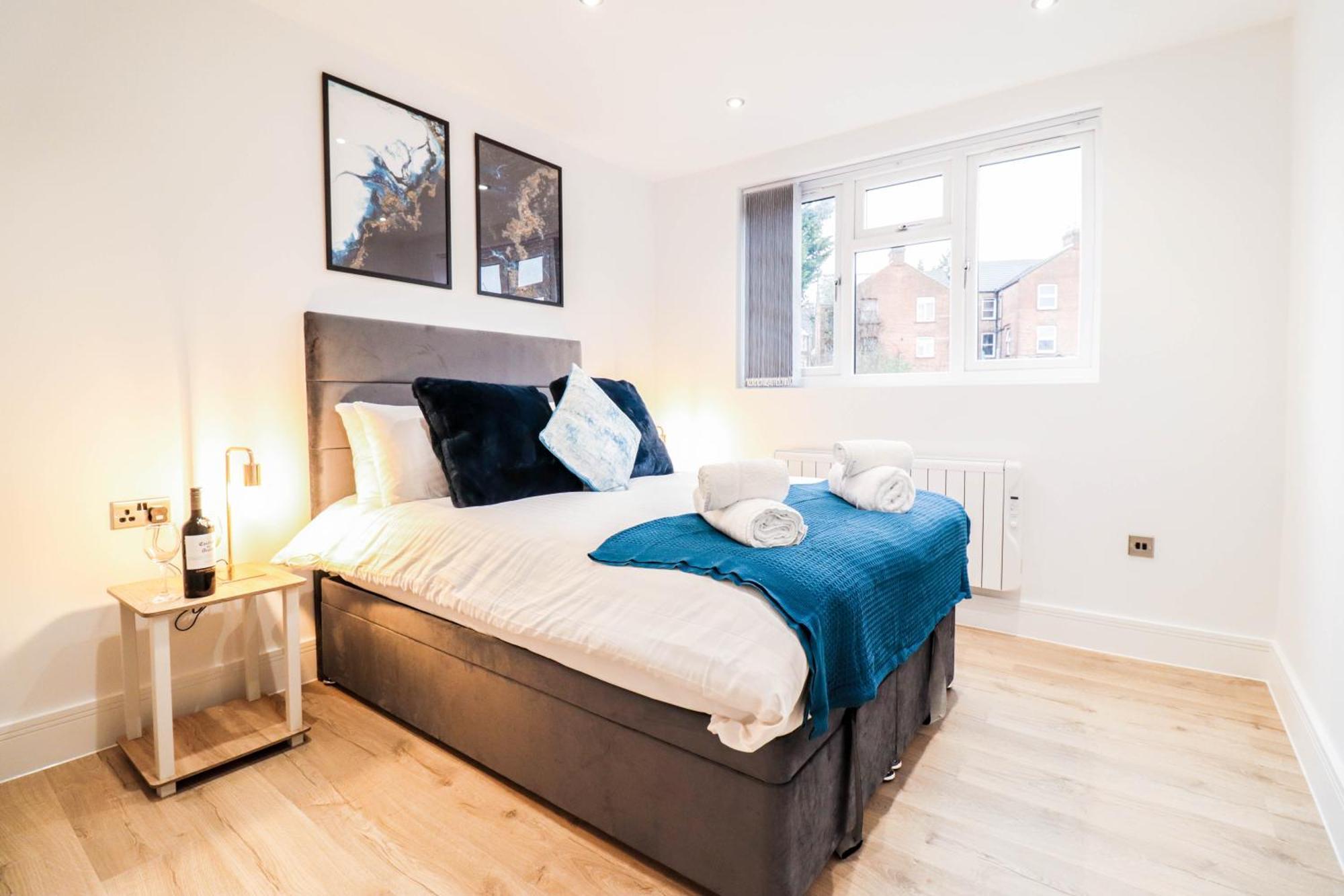 Modern 1-Bed Apartment In Buckinghamshire With Free Wifi, Parking & Garden High Wycombe Exterior photo